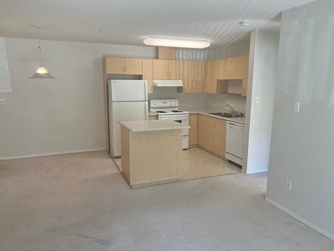 Building Photo - 4900 Okanagan Ave