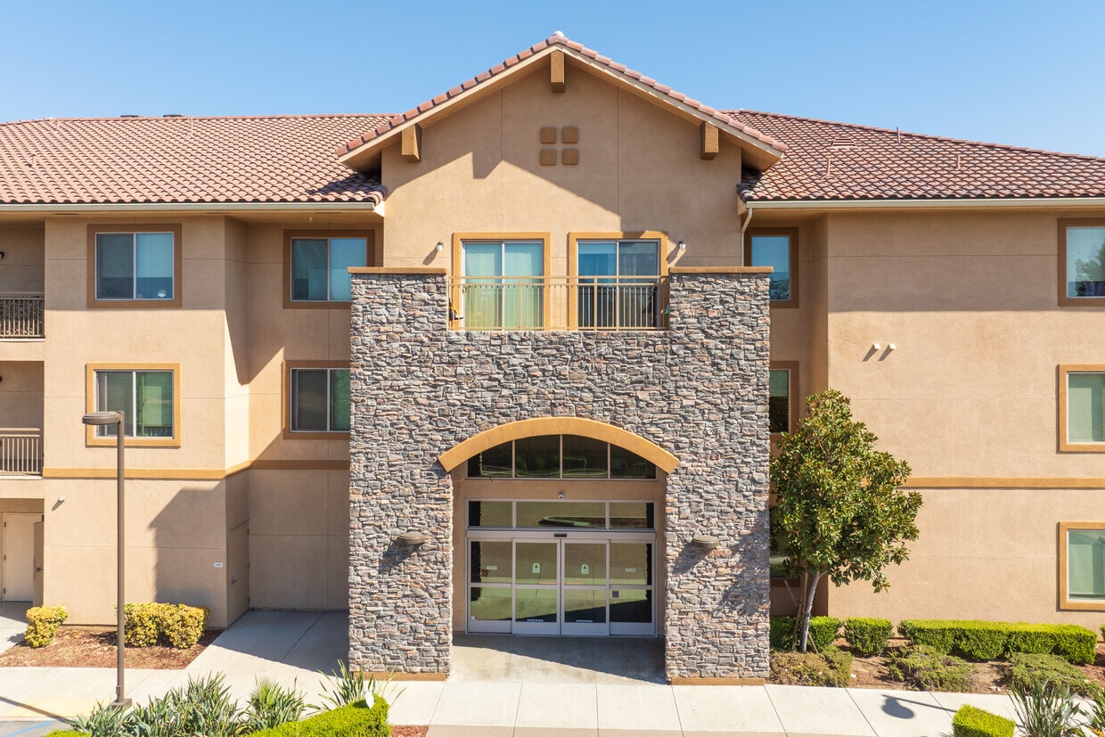 Building Photo - Minerva Manor