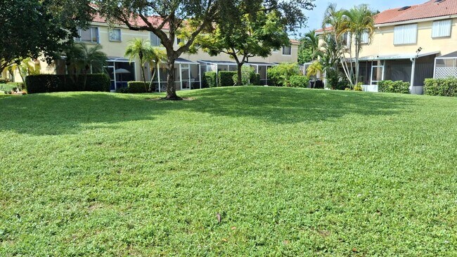 Foto del edificio - 671 Deer Creek Corona Way