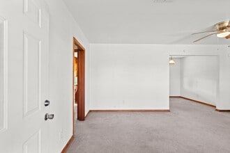 Building Photo - 241 W Rittenhouse St