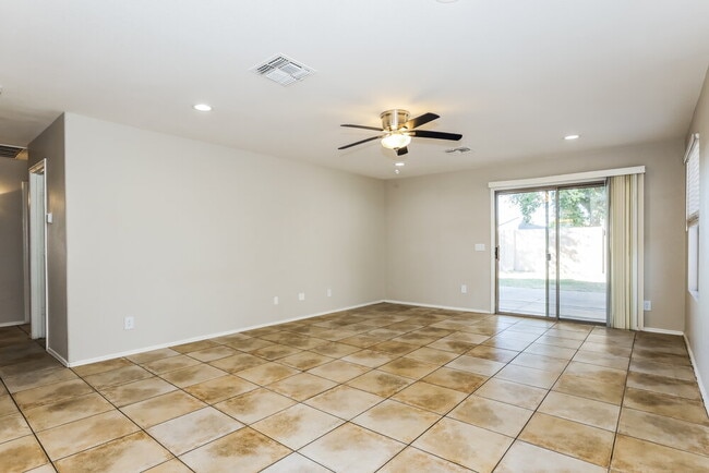 Building Photo - 5418 W Sands Rd