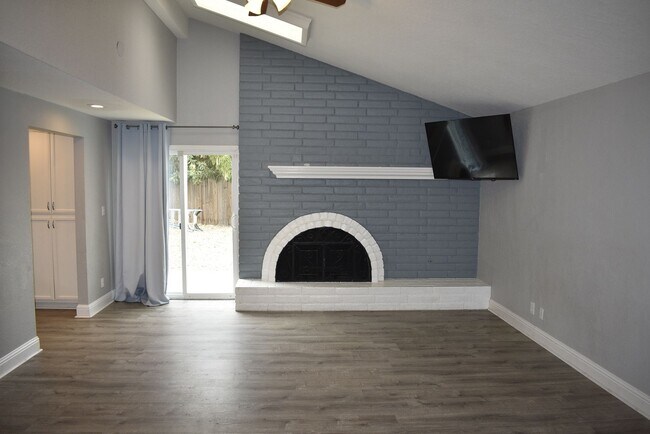 Foto del edificio - 7704 Conquistador Ct