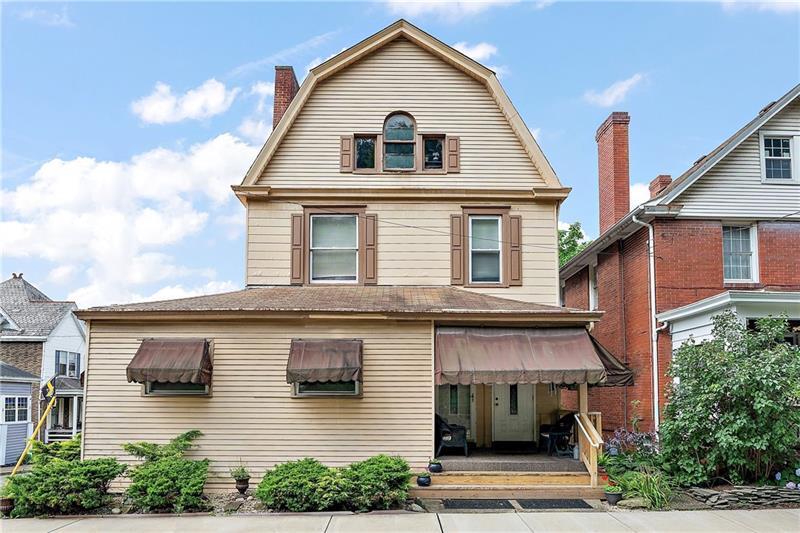 Primary Photo - 552 Hill St