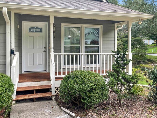 Building Photo - 1454 Hembree Station Dr