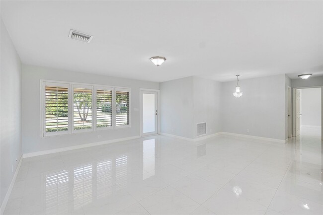 Foto del edificio - 4510 NE 15th Ave
