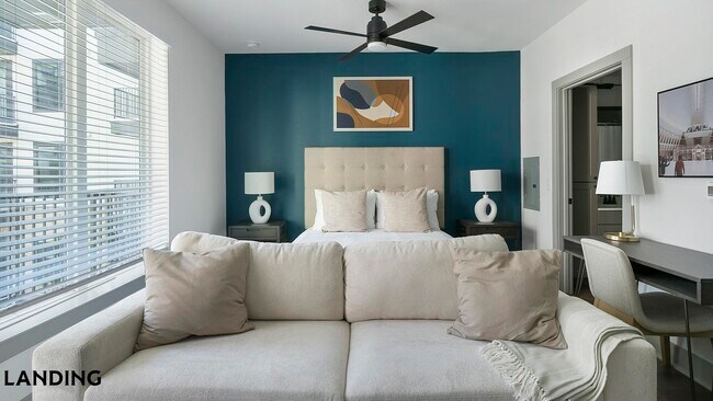 Foto del edificio - 1950 Winrock Blvd