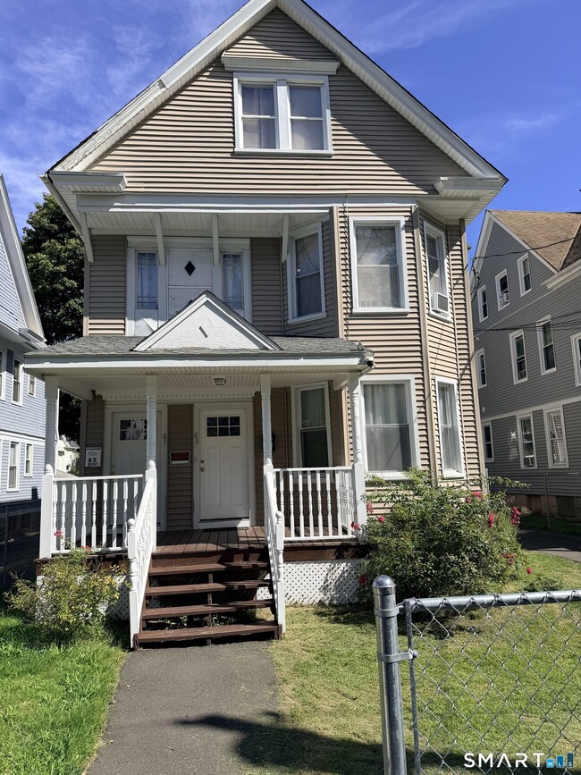 Building Photo - 63 Blake St