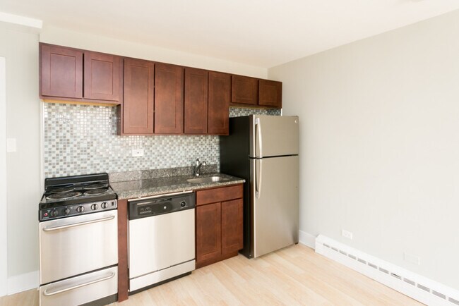 Foto del edificio - 445 W Wellington Ave