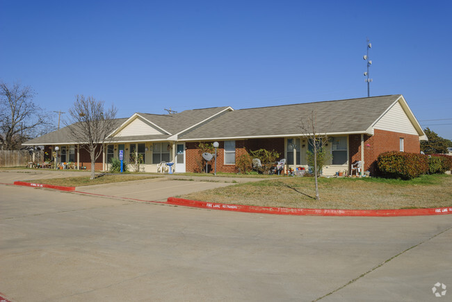 Building Photo - Alvarado Apartments