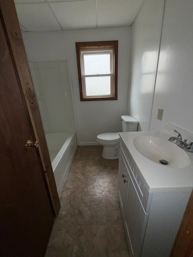 Building Photo - 5220 E Calla Rd