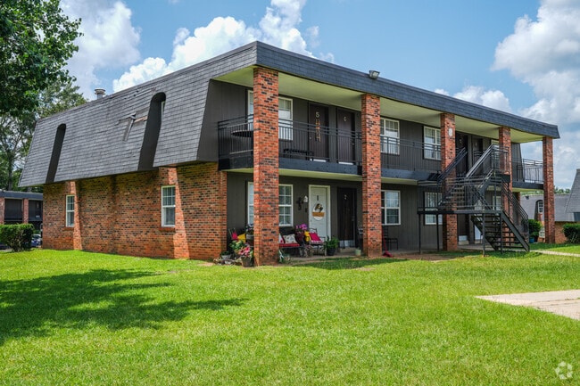 Building Photo - Summit at the Village Apartments