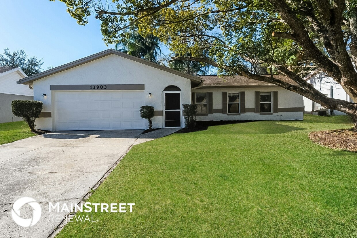 Primary Photo - 13903 Briardale Ln