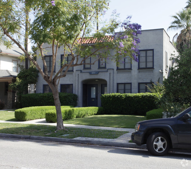 Building Photo - 4437 University Ave