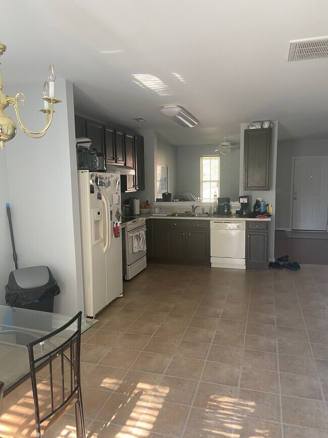 Cocina/Comedor 2 - 4243 Spring Oak Dr