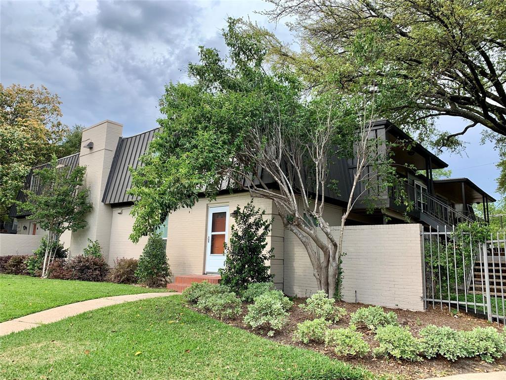 Foto principal - 5234 Fleetwood Oaks Ave