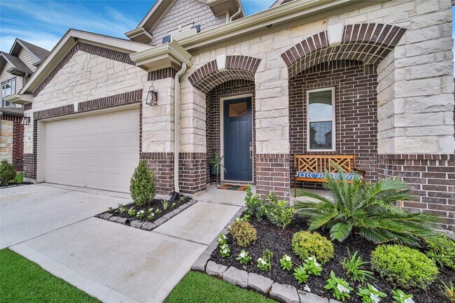 Foto del edificio - 4035 Mossy banks Ln