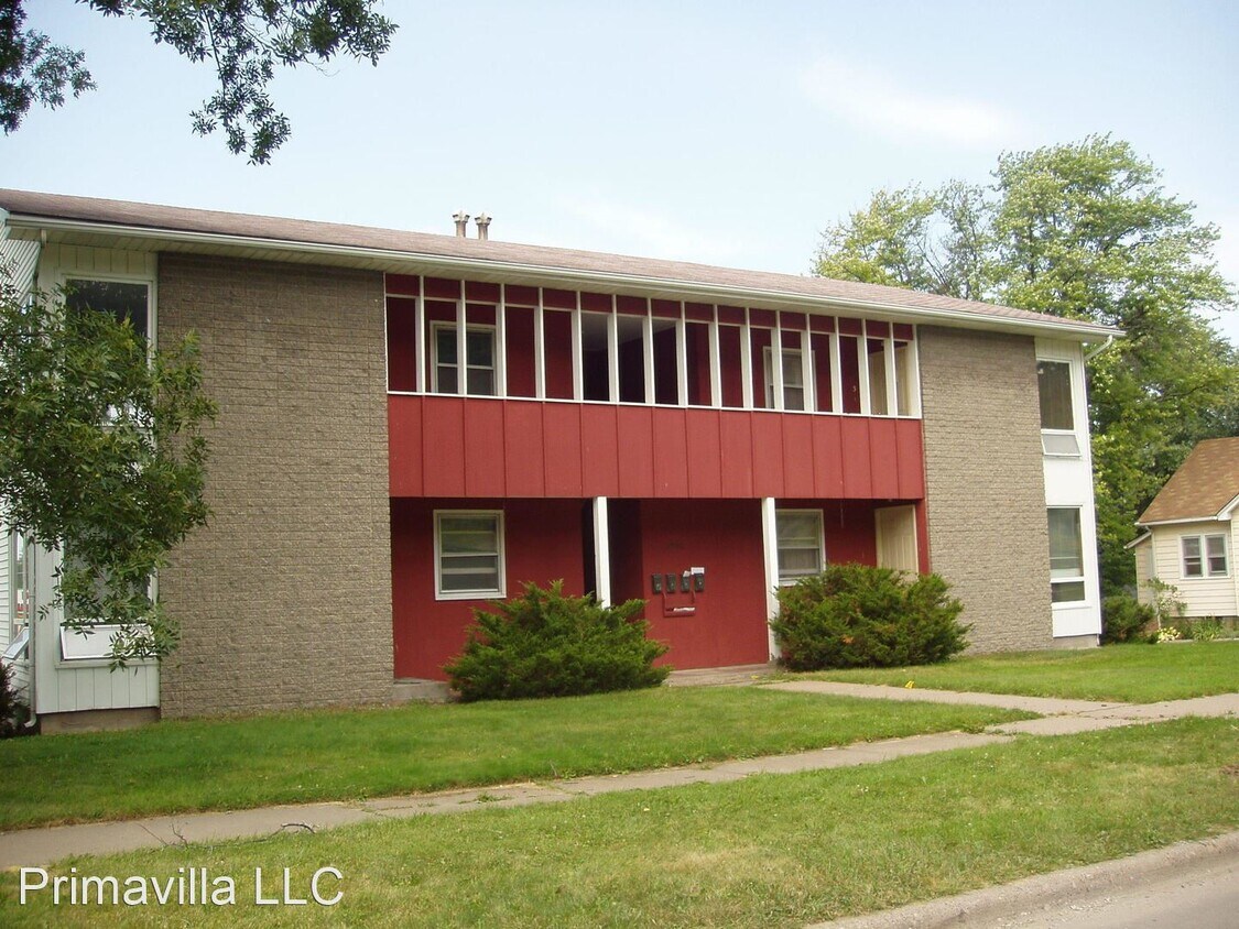 Primary Photo - 2960 12th St
