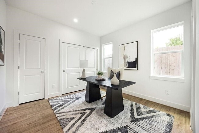 Foto del edificio - 1715 Mary St