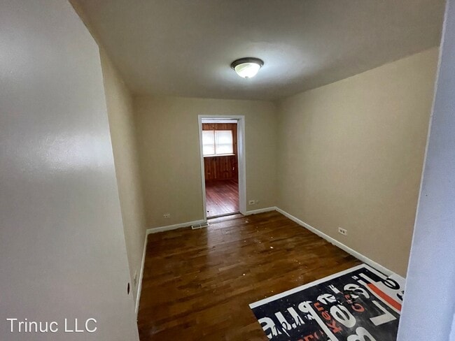 Building Photo - 3 br, 1.5 bath House - 726 W Strieff Ln