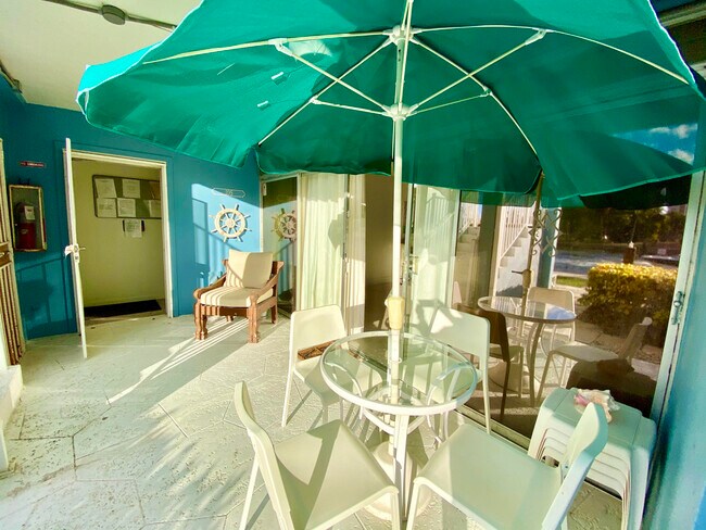 Foto del edificio - 55 NE Spanish Trail