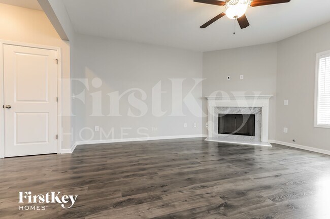 Foto del edificio - 2142 Massey Ln