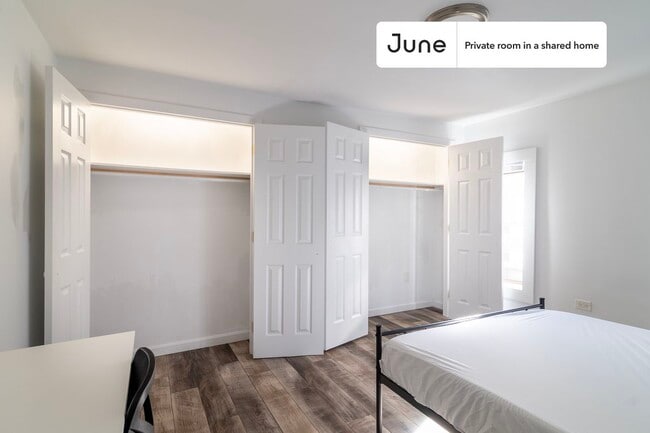 Foto del edificio - Room in Shared 5 bed/2 bath home