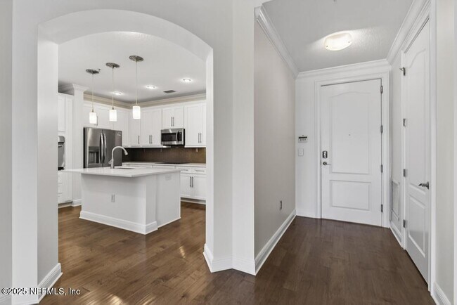 Foto del edificio - 3123 S Beach Pkwy