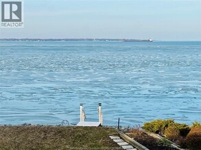 Building Photo - 11360 Riverside Dr E