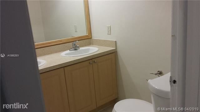 Foto del edificio - 7324 SW 82nd St
