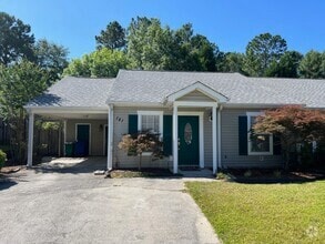 Building Photo - 141 Single Tree Ln