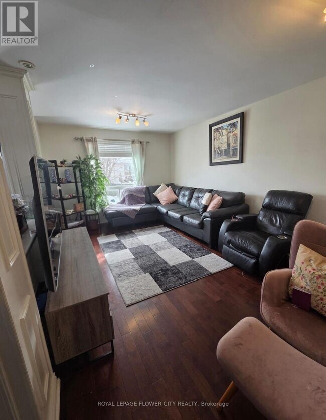 Photo du bâtiment - 53 Bush Clover Crescent