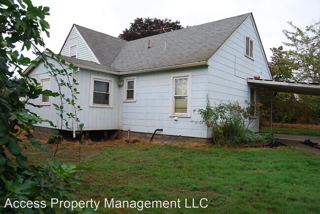 Building Photo - 3 br, 1 bath House - 31696 SW Bald Peak Rd