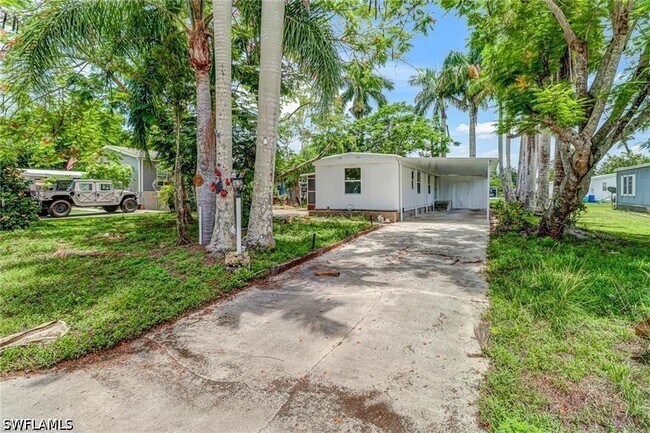 Foto del edificio - 120 Grassy Key Ln