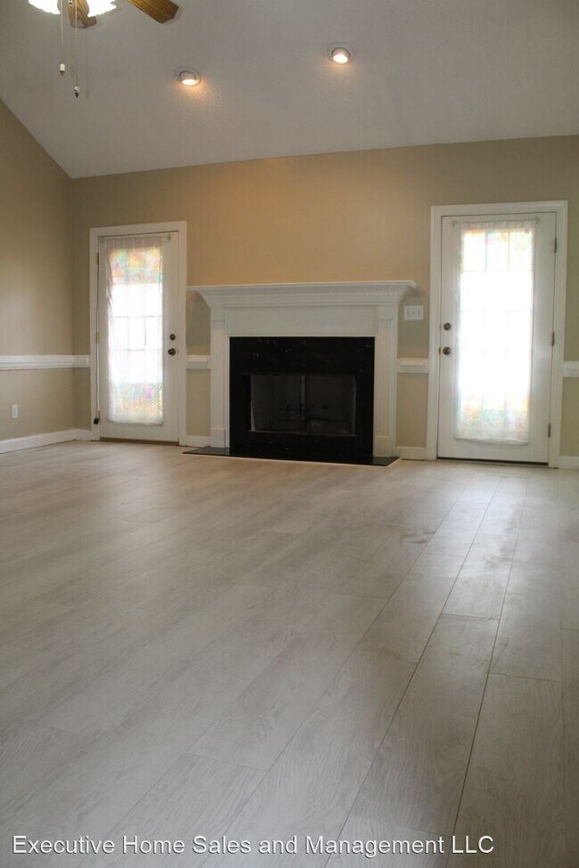 Foto del edificio - 3 br, 2 bath House - 420 Hunters Creek Dr