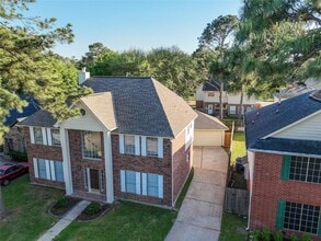 Building Photo - 16403 Wellers Way