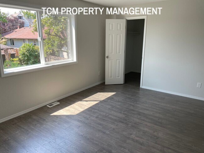 Foto del edificio - 4213 5th Ave NE