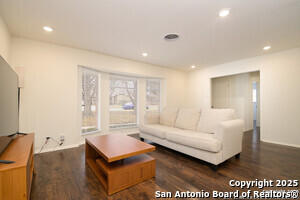 Foto del edificio - 3709 Skyridge Ave