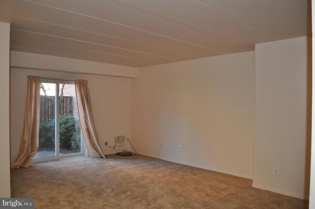 Building Photo - 10506 Faulkner Ridge Cir