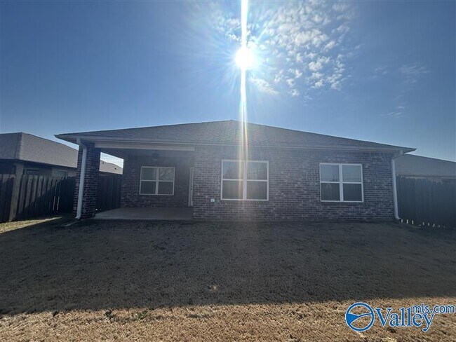 Foto del edificio - 177 Cherry Laurel Dr