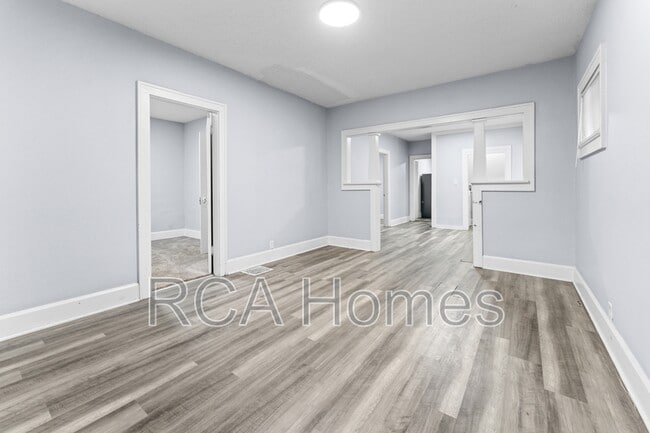 Photo - 1411 N Belleview Pl House