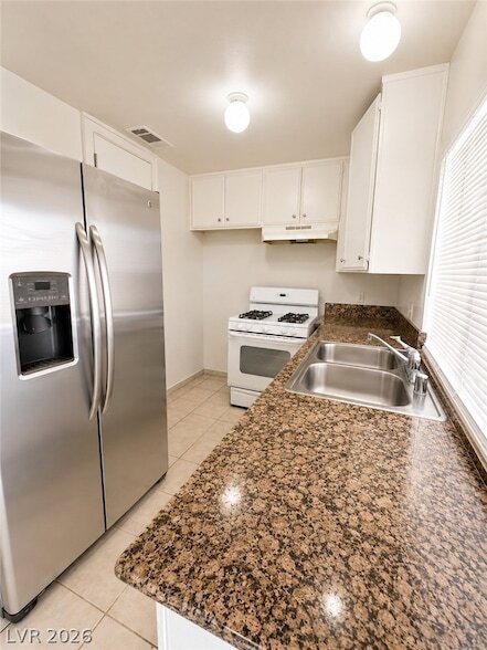 Foto del edificio - 3123 Chadford Pl