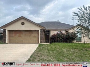 Building Photo - 501 W Little Dipper Dr