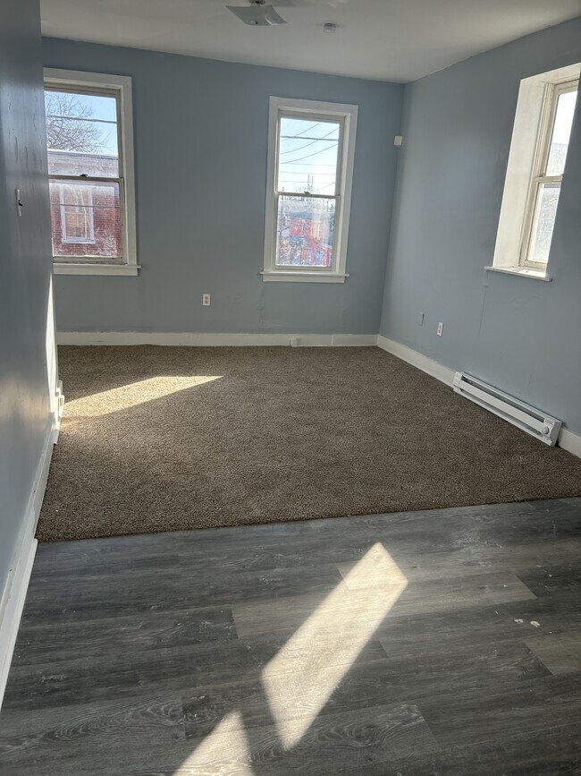 Foto del edificio - 831 Kirkwood St