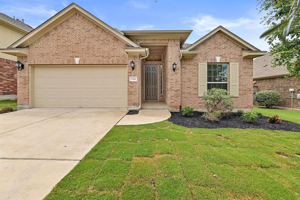 Foto principal - 2344 Broken Wagon Dr