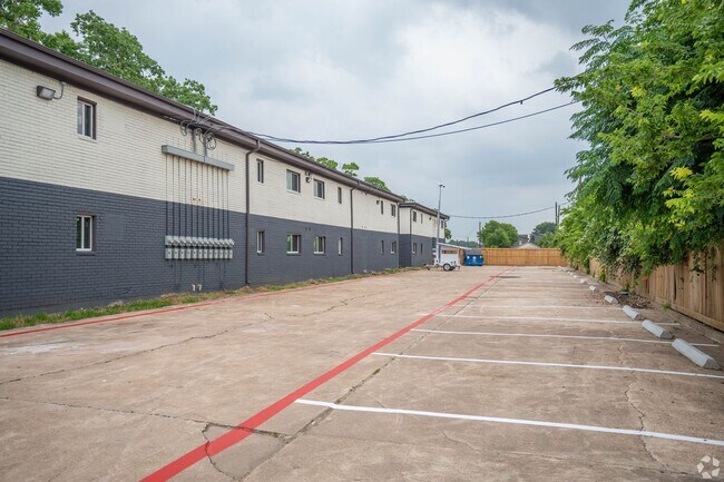 Foto del edificio - 4410 Bellfort Ave