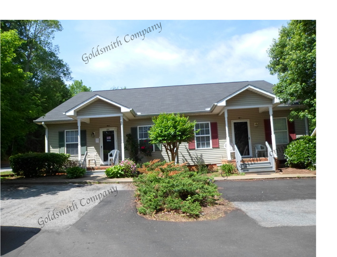 Primary Photo - "Charming 3-Bed, 2-Bath Duplex Gem on Hill...