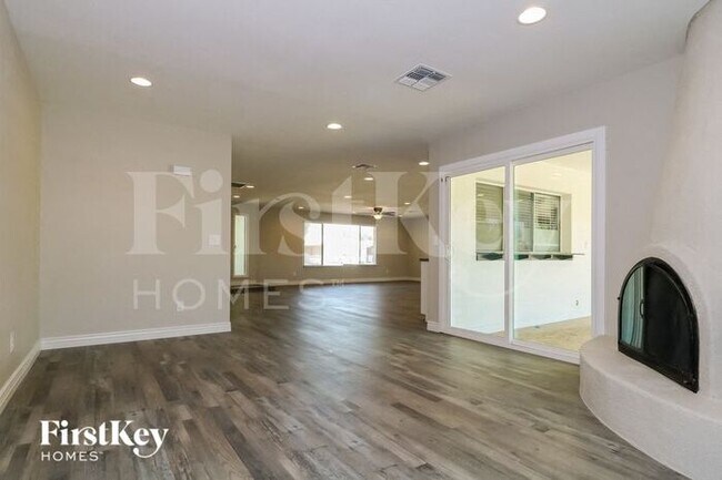 Foto del edificio - 4717 W Echo Ln