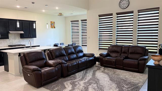 Foto del edificio - 524 Oakmoss St
