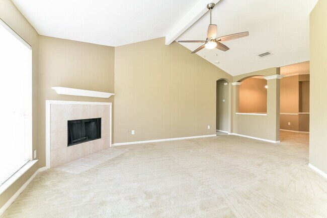 Building Photo - 3122 Rainpark Ln