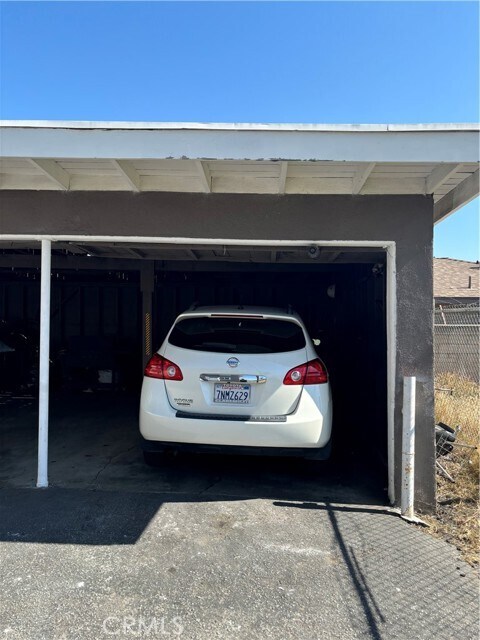 Foto del edificio - 605 W D St